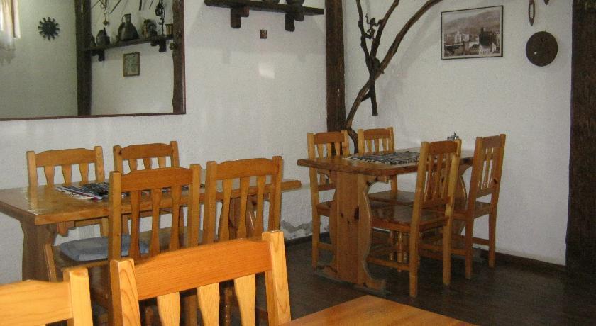 סקופיה Hostel Bimbo מסעדה תמונה