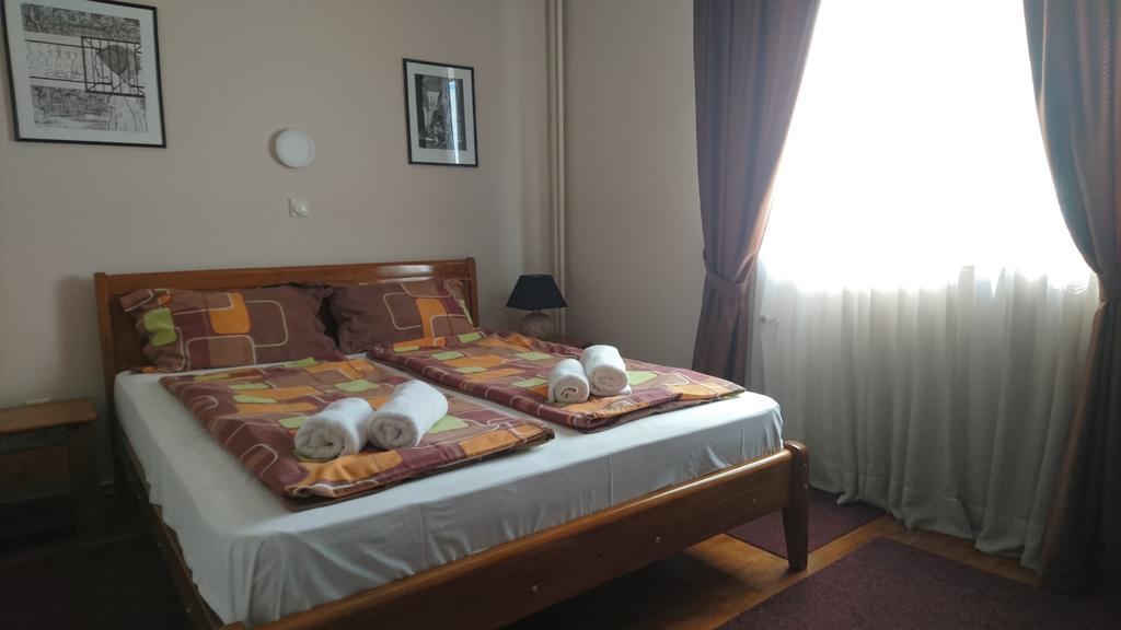סקופיה Hostel Bimbo מראה חיצוני תמונה