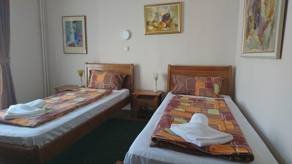 סקופיה Hostel Bimbo מראה חיצוני תמונה
