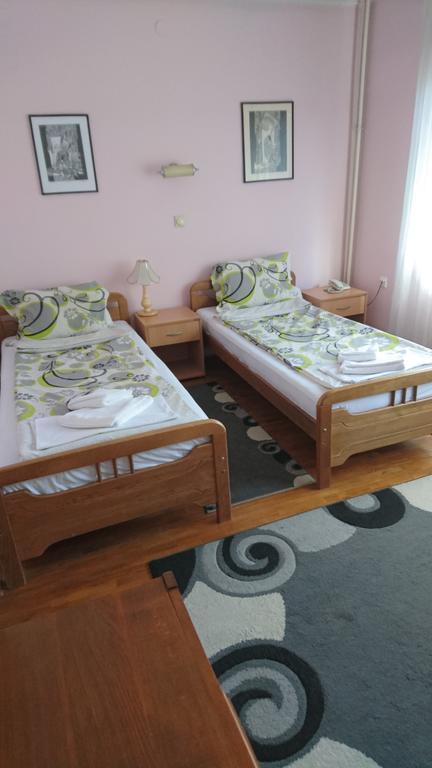 סקופיה Hostel Bimbo מראה חיצוני תמונה