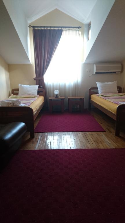 סקופיה Hostel Bimbo מראה חיצוני תמונה