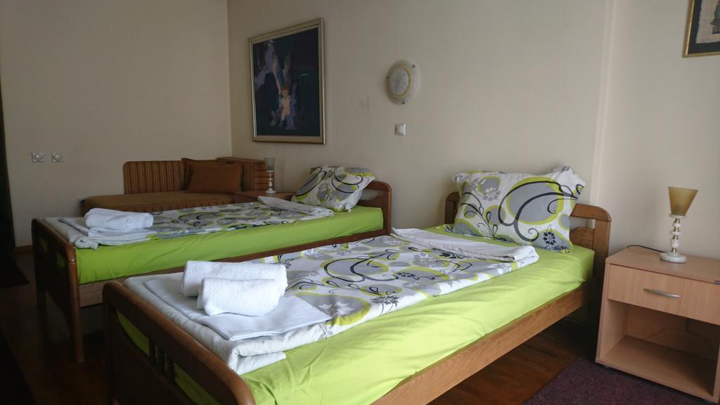 סקופיה Hostel Bimbo מראה חיצוני תמונה
